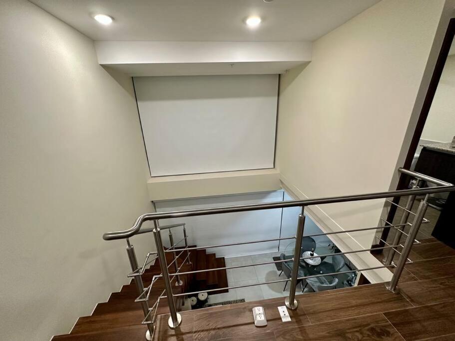 סן חוזה Penthouse En Los Yoses, Vista De Los Dioses Fast Wifi מראה חיצוני תמונה