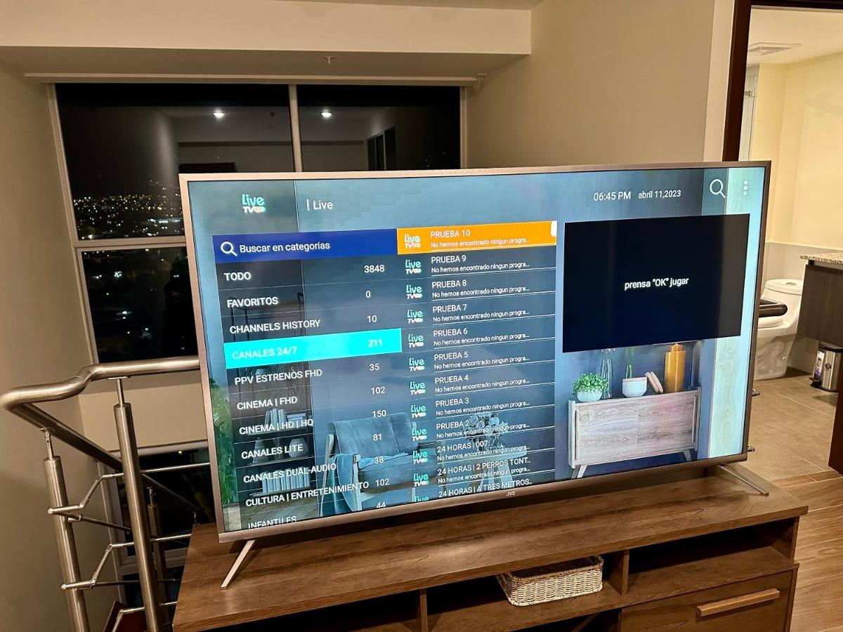 סן חוזה Penthouse En Los Yoses, Vista De Los Dioses Fast Wifi מראה חיצוני תמונה